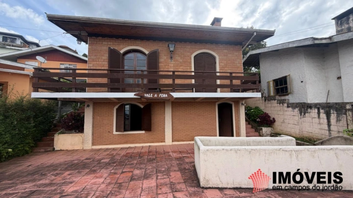 Casa em Jardim Márcia, Campos do Jordão - foto 2