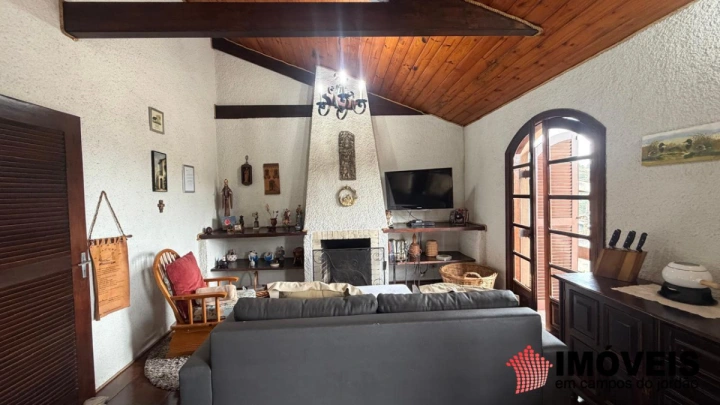Casa em Jardim Márcia, Campos do Jordão - foto 17