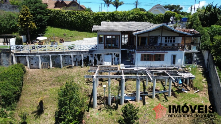 Casa em Jardim Miraflores, Campos do Jordão - foto 1