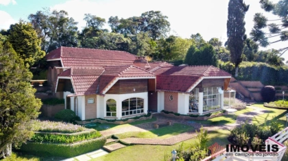 Casa em Alto do Capivari, Campos do Jordão
