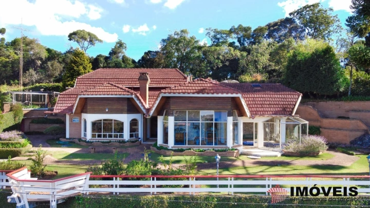 Casa em Alto do Capivari, Campos do Jordão - foto 3